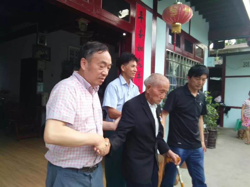 http://www.yznchinese.com/wp-content/uploads/2019/05/lzjsb00120100000018.jpg